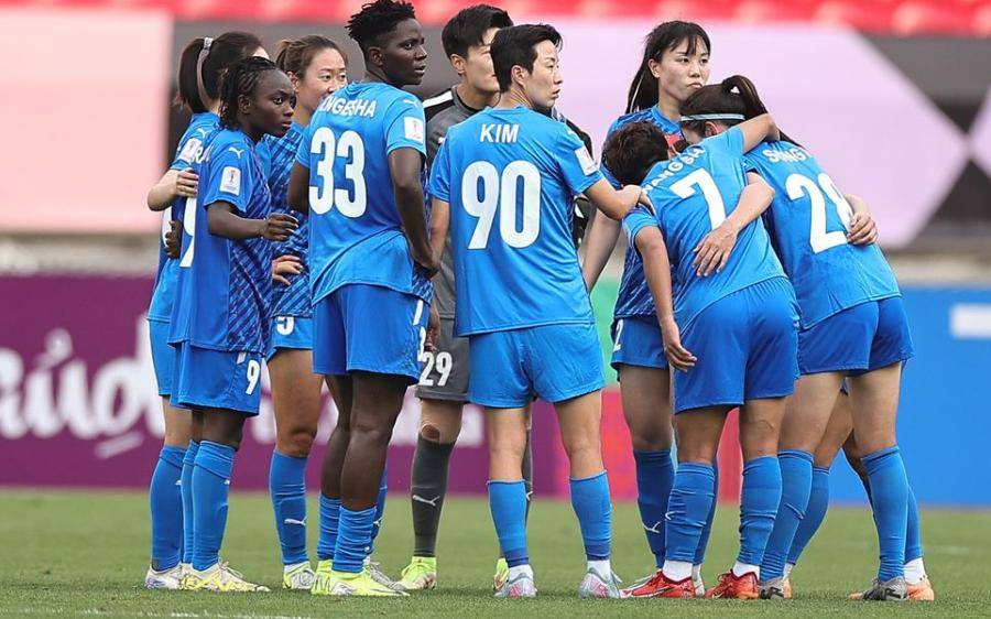 开云体育官网app下载-关于著名教练：女足战队准备迎战对手的信息