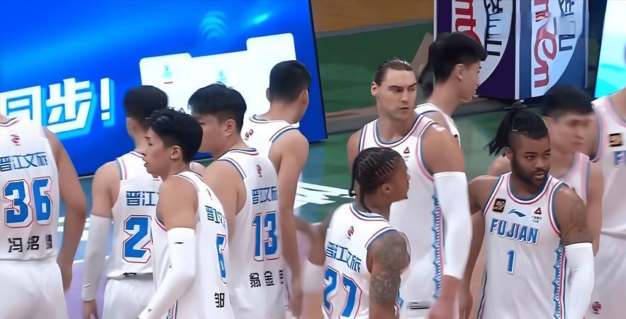 开云体育平台-黑豹队防守强硬，成功保护主场取胜